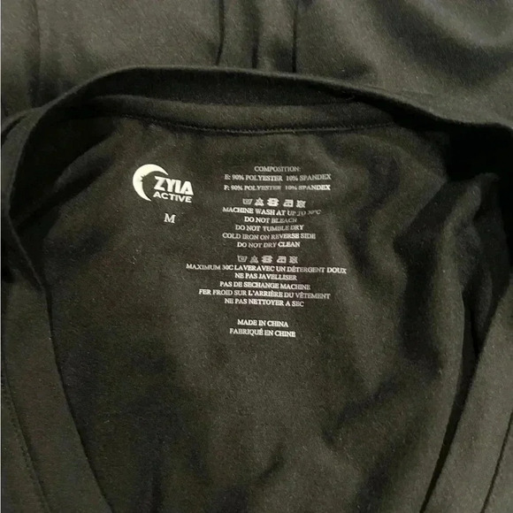 Zyia  Tee - Picture 4 of 4